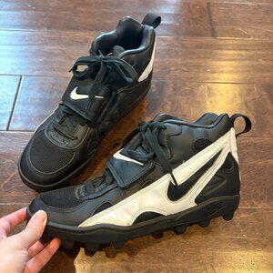 Nike Diamond Turf 93 TD football cleats